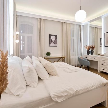 Artelier - Trencianske Teplice Apartamento Exterior foto