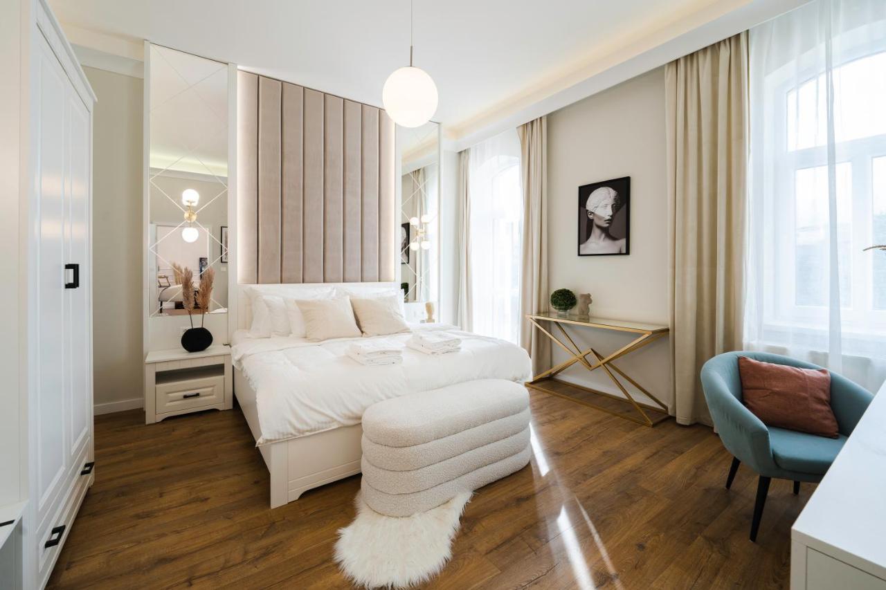 Artelier - Trencianske Teplice Apartamento Exterior foto