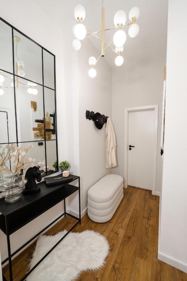 Artelier - Trencianske Teplice Apartamento Exterior foto