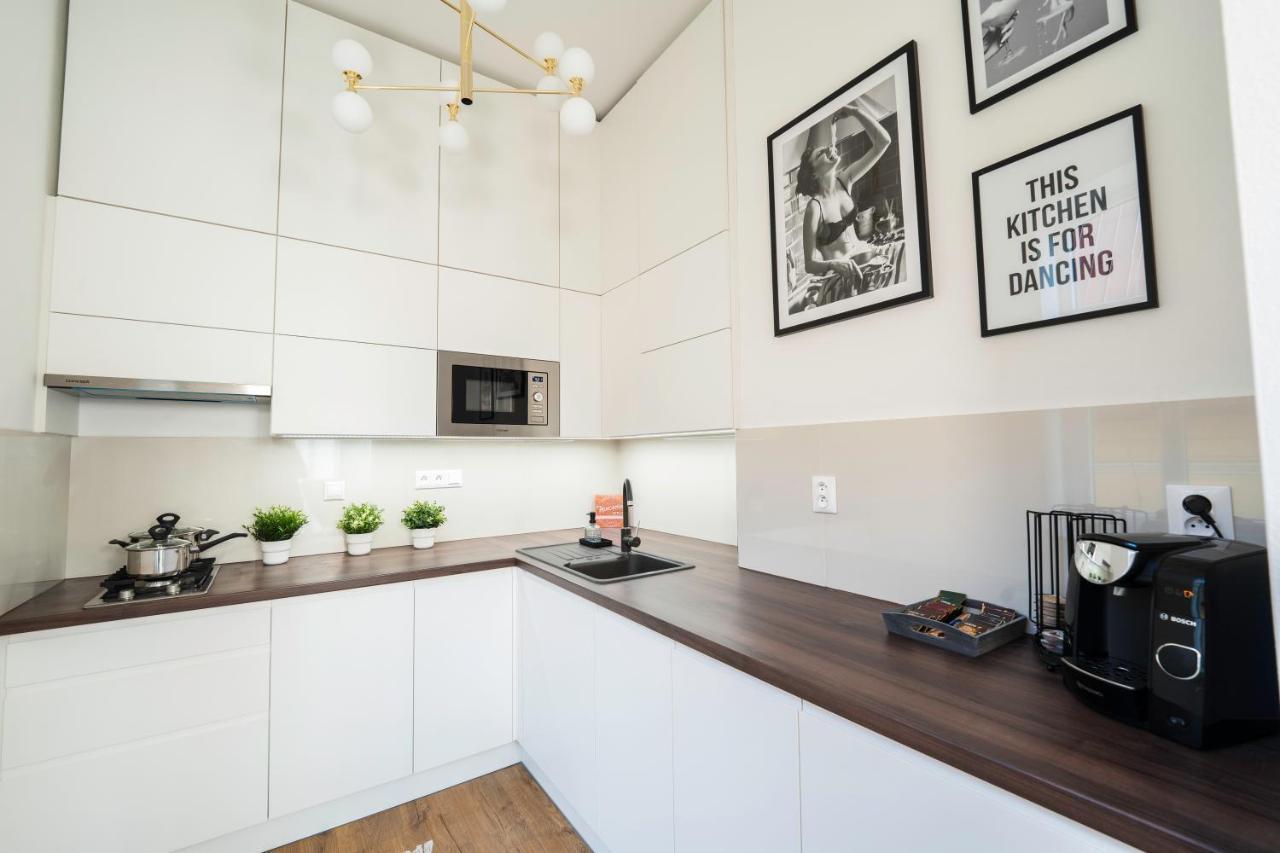 Artelier - Trencianske Teplice Apartamento Exterior foto