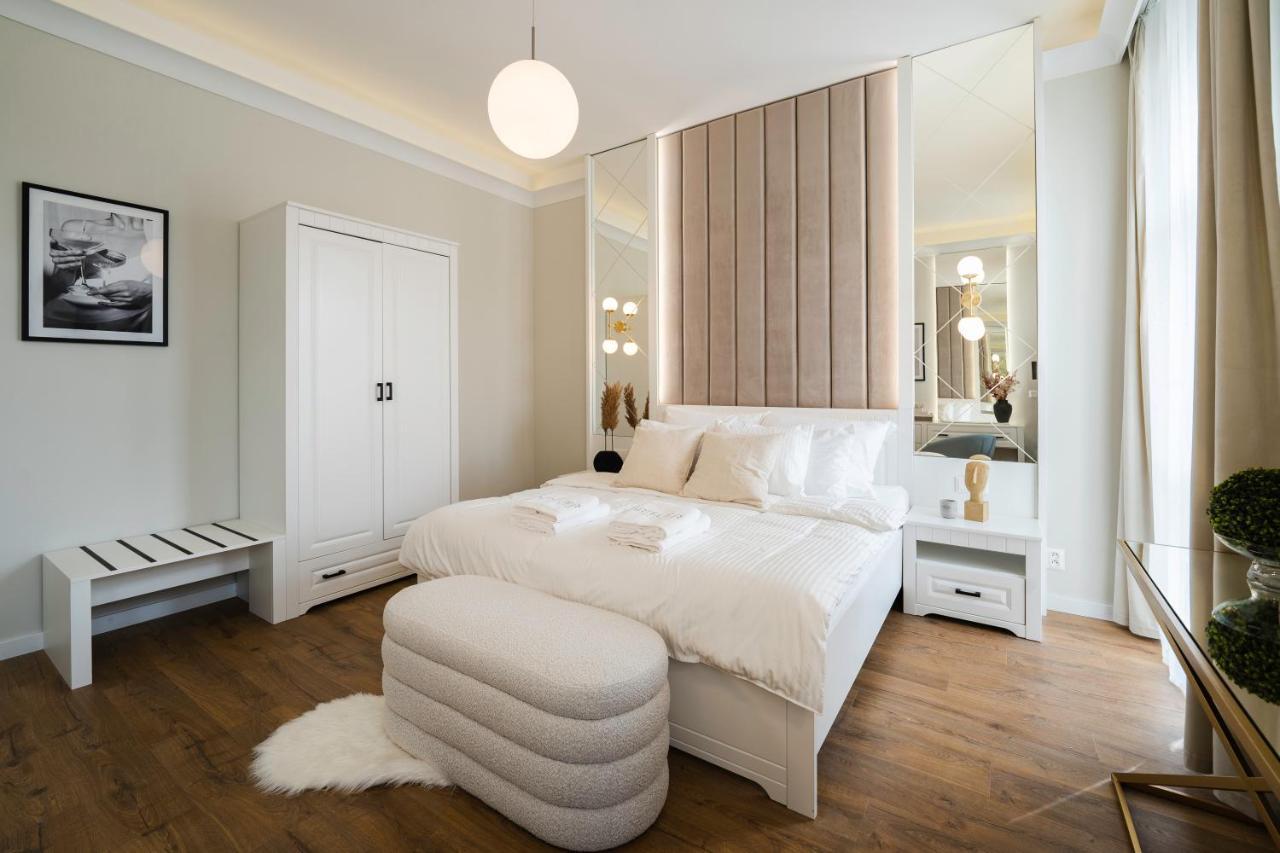 Artelier - Trencianske Teplice Apartamento Exterior foto